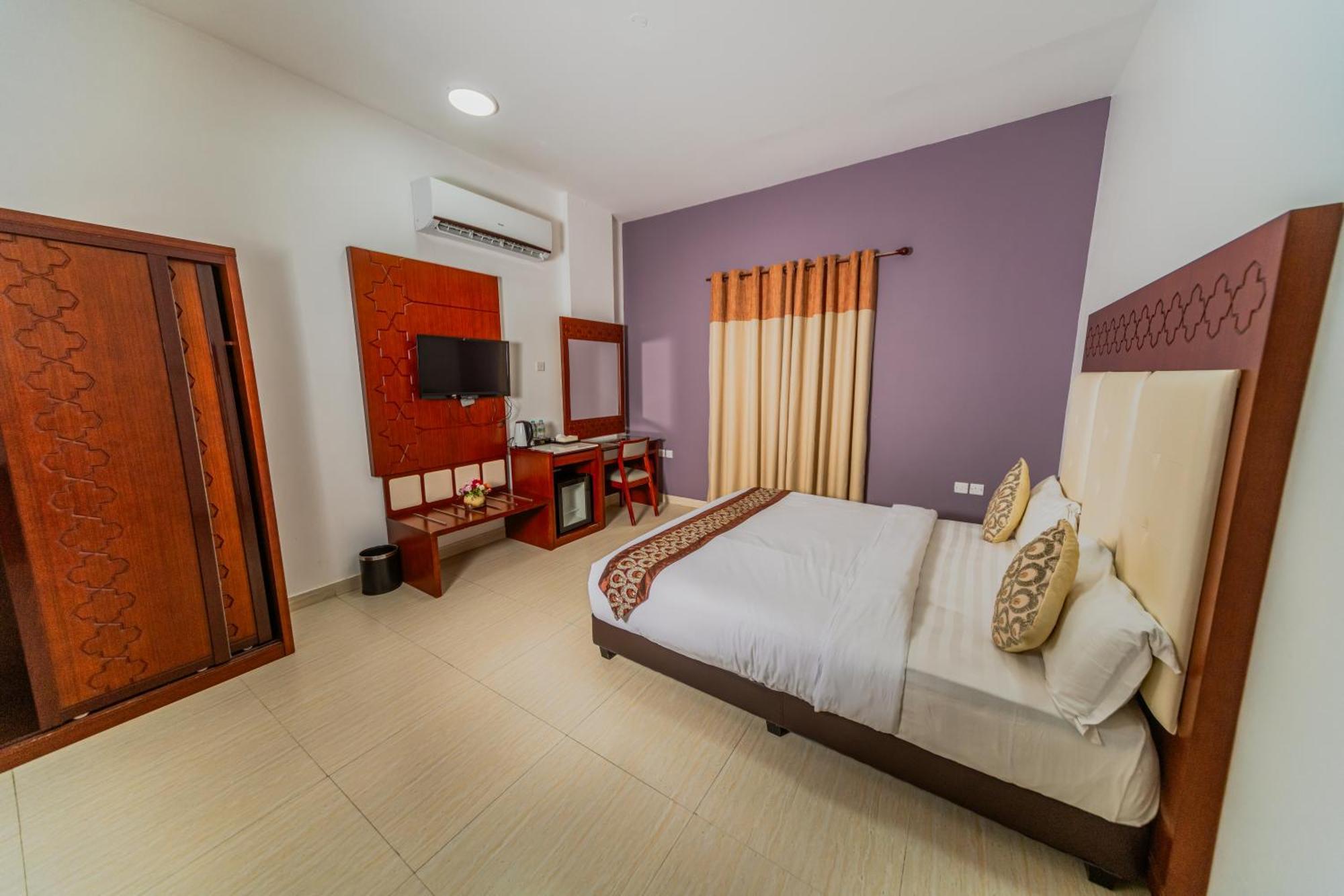 Zaki Hotel Apartment Sur Exterior photo