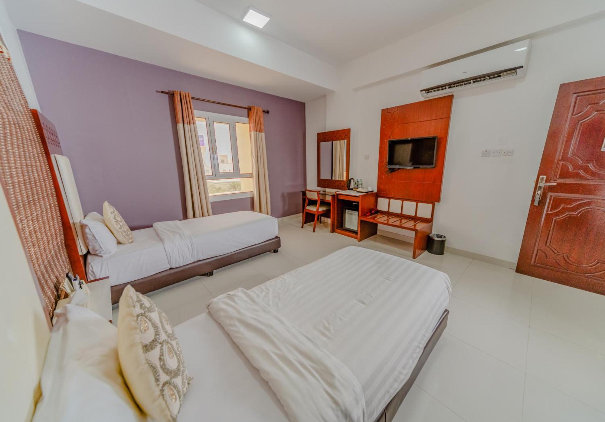 Zaki Hotel Apartment Sur Exterior photo