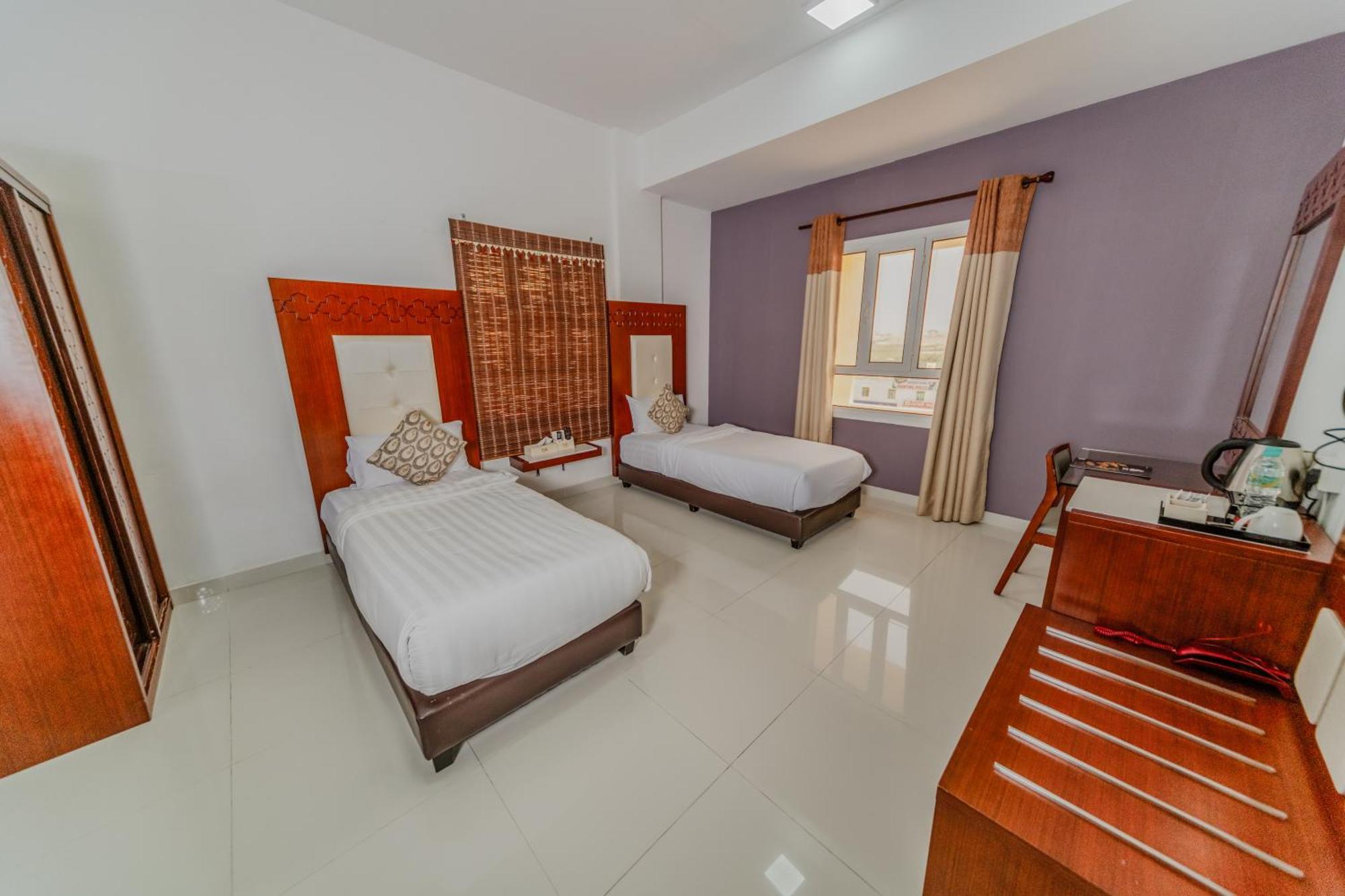 Zaki Hotel Apartment Sur Exterior photo