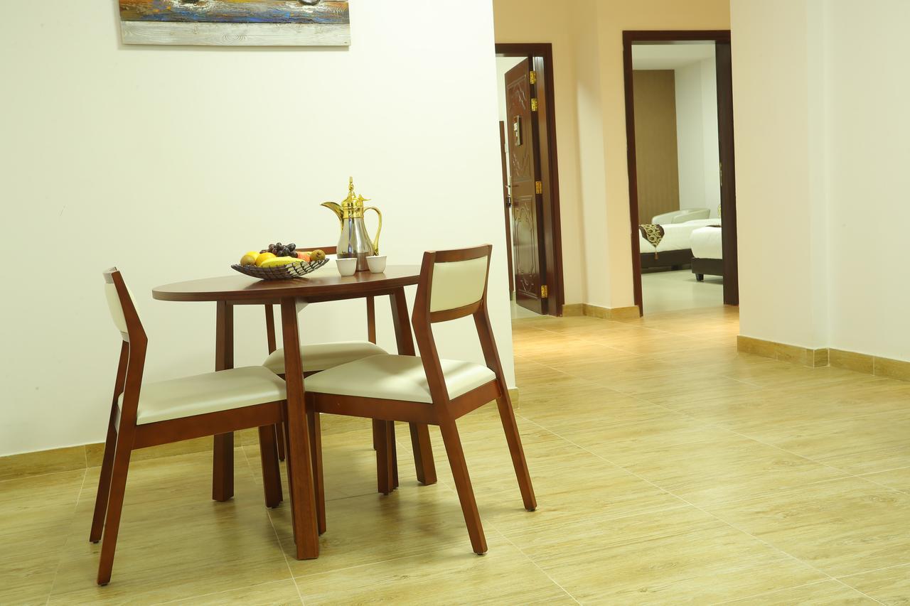 Zaki Hotel Apartment Sur Exterior photo